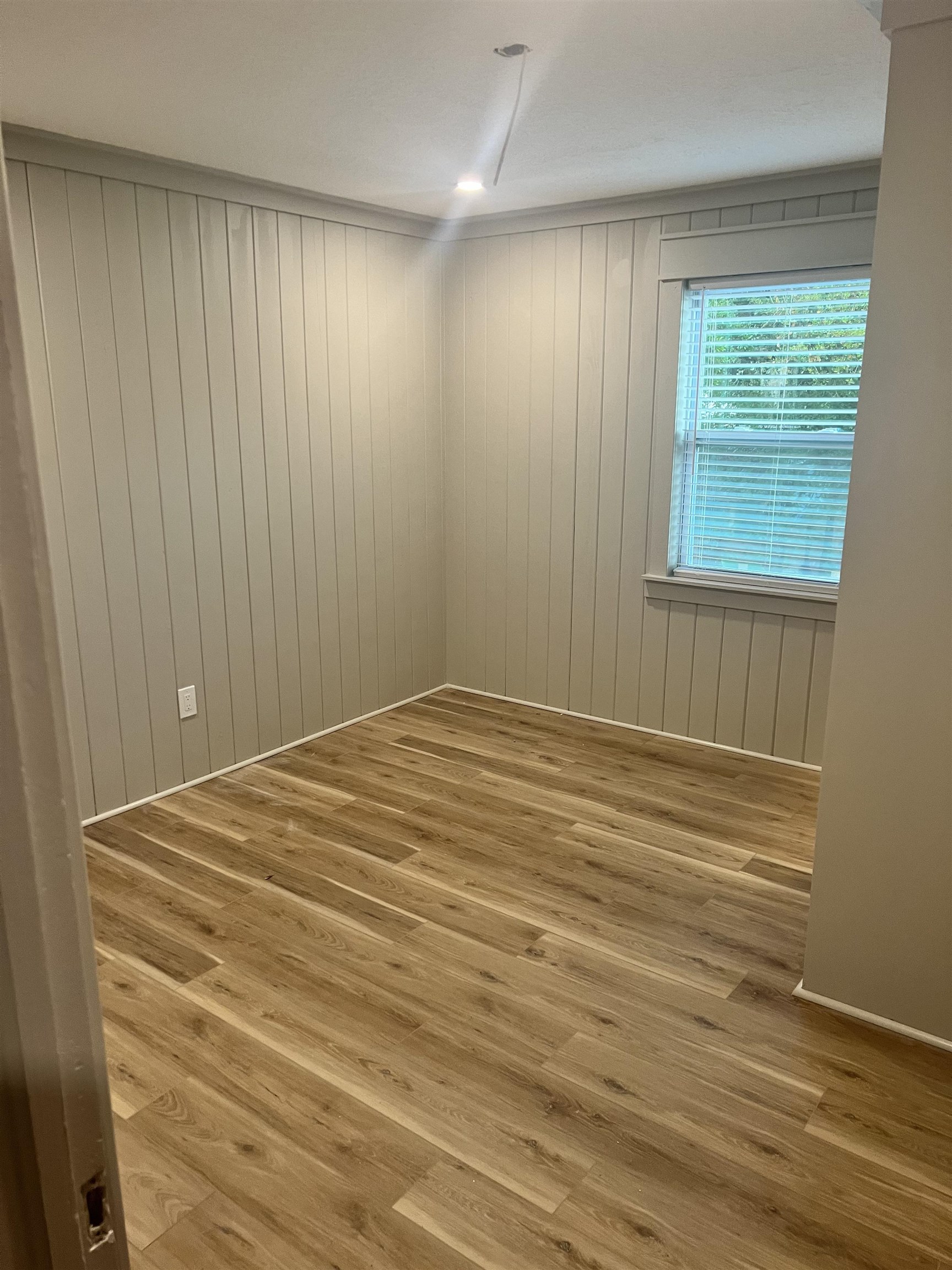 41 1/2 Madeore Street St. Augustine, FL 32084 - Photo 7 of 24 an empty room with windows