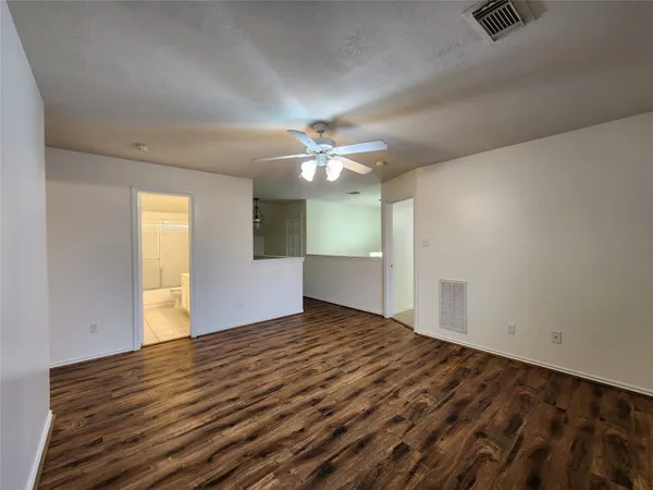 $2,600 | 24422 Travis House Lane, Katy, TX 77493