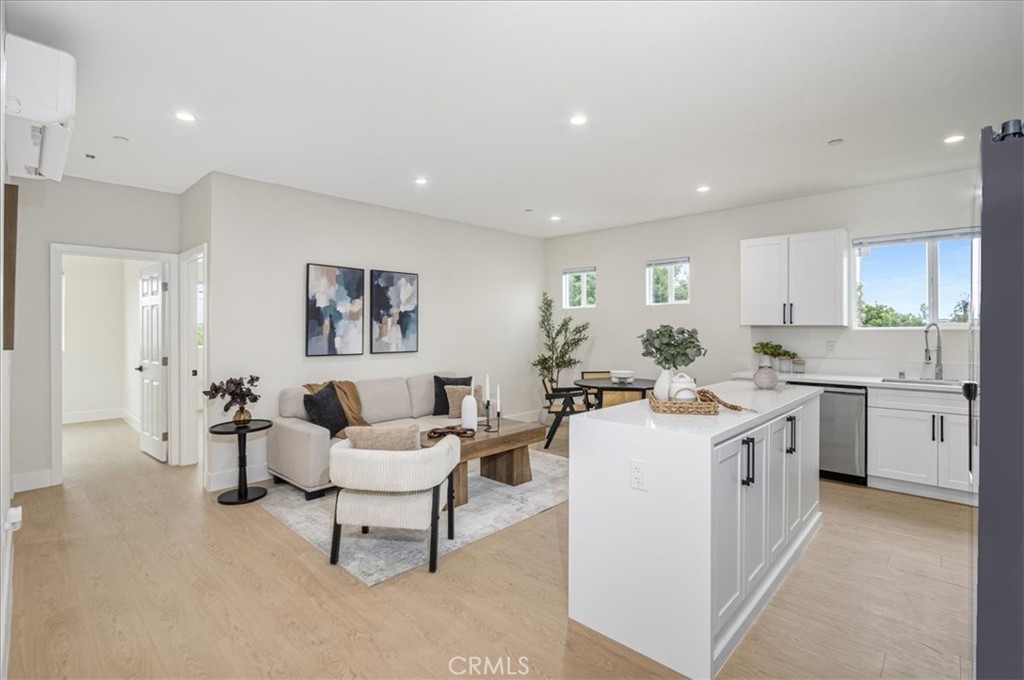 16623 Lake Avenue Paramount, CA 90723 - Photo 35 of 57