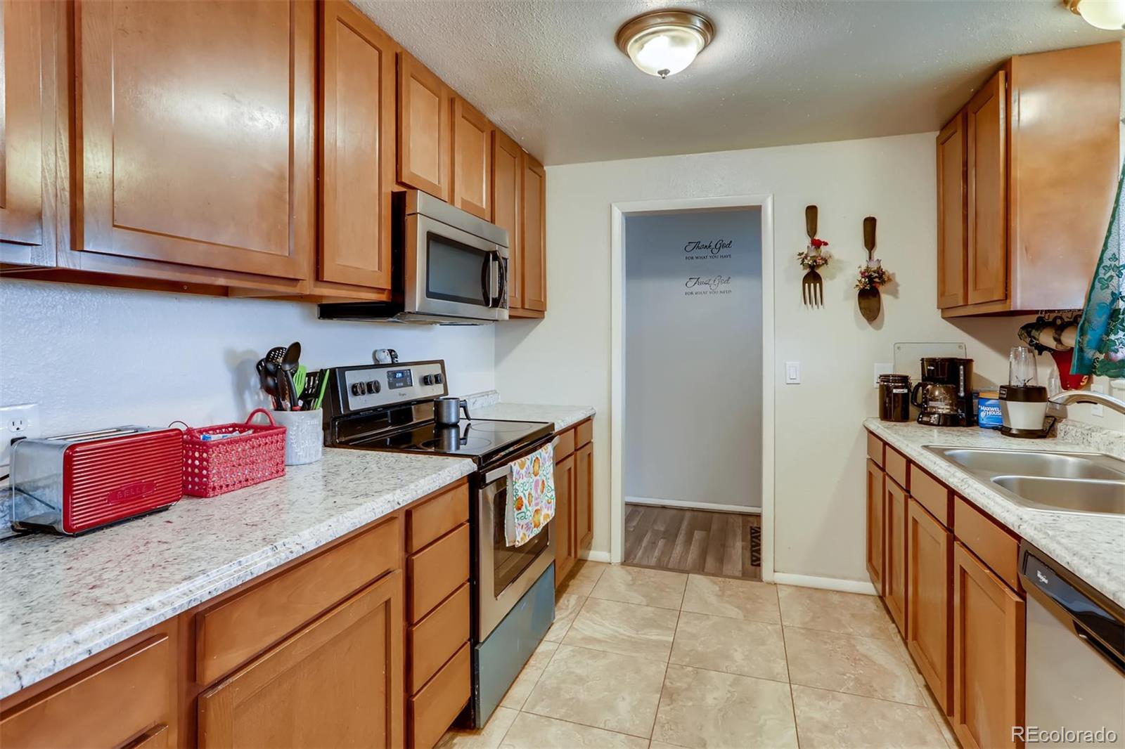 1389 Douglas Drive Denver, CO 80221 - Photo 5 of 14