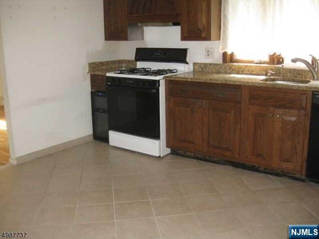 552 Stevens Avenue Ridgewood, NJ 07450 - Photo 16 of 43