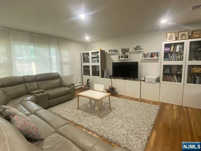 $4,800 | 552 Stevens Avenue, Ridgewood, NJ 07450