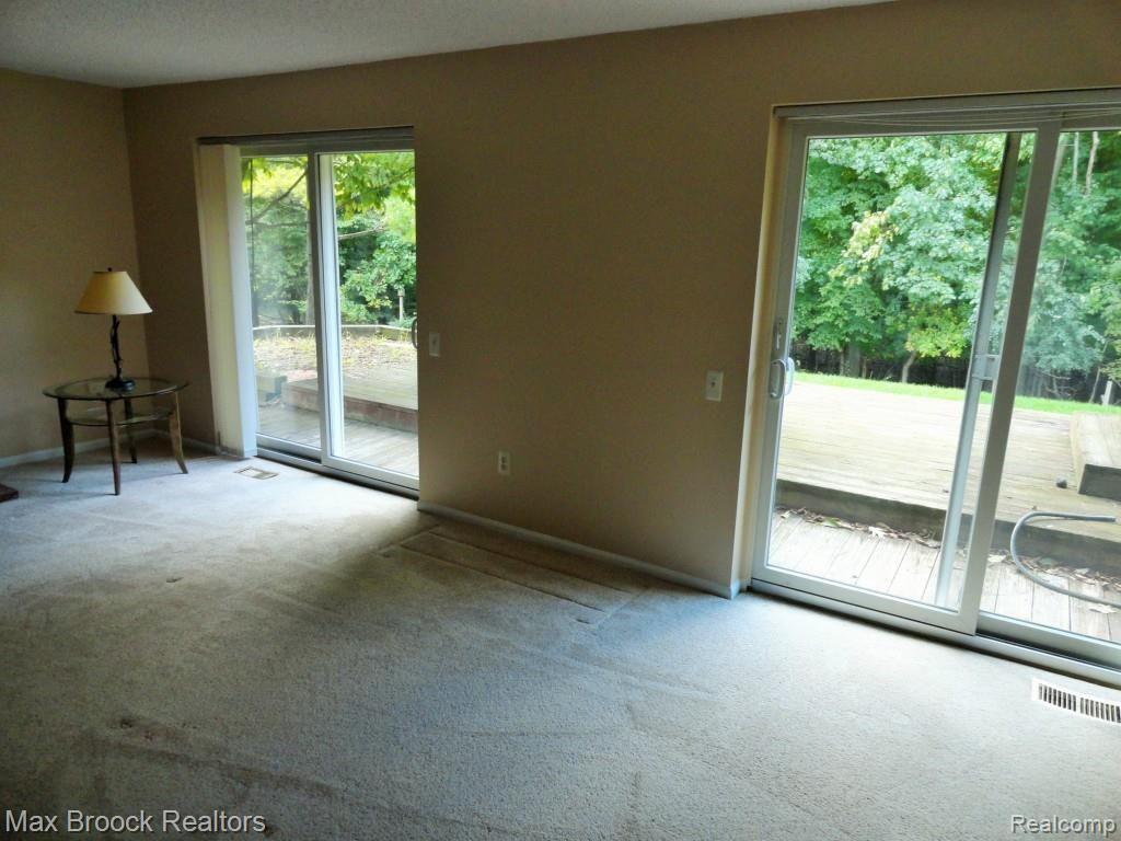 2071 North Fairview Lane Rochester Hills, MI 48306 - Photo 34 of 40