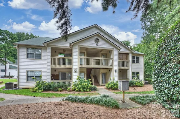 $249,000 | 1031 Churchill Downs Court, Unit H, Charlotte, NC 28211