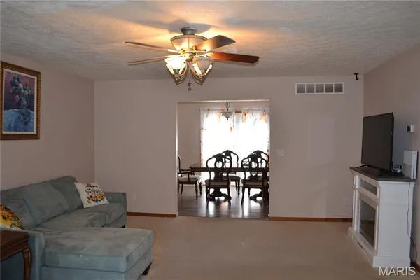 $265,000 | 140 Sawmill Road, St. Robert, MO 65584