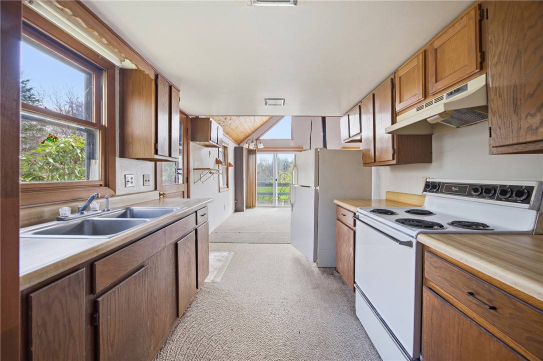 2555 A Willett Rd Extension Jerusalem, NY 14478 - Photo 9 of 29