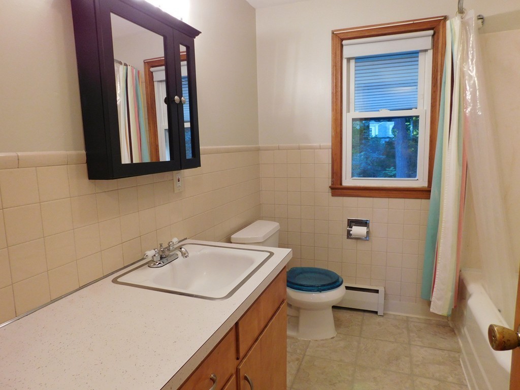 79 Old Farm Road Chicopee, MA 01020 - Photo 10 of 20 Gallery Image 10