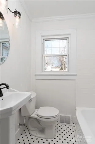 $1,690 | 815 East Front Street, Statesville, NC 28677