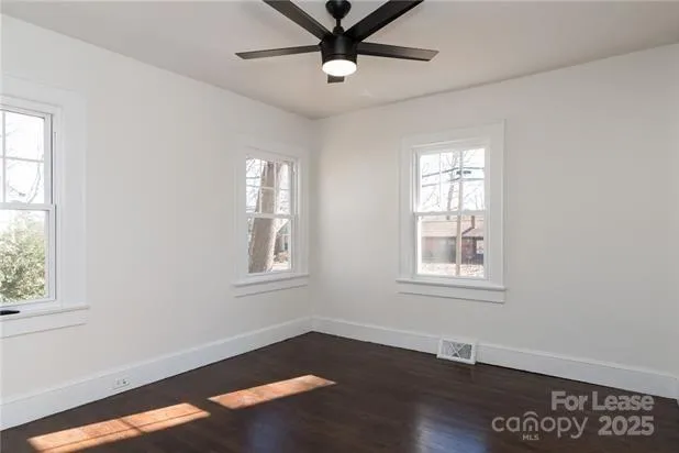 $1,690 | 815 East Front Street, Statesville, NC 28677