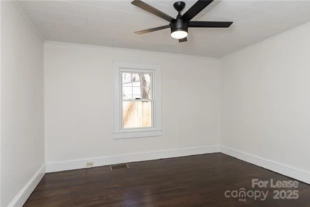 $1,690 | 815 East Front Street, Statesville, NC 28677