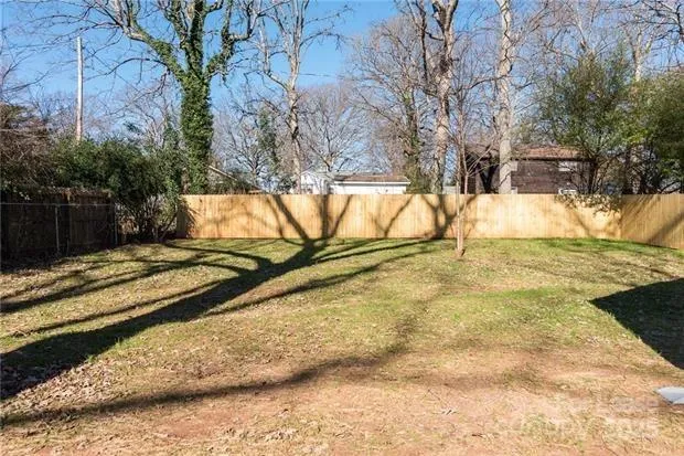 $1,690 | 815 East Front Street, Statesville, NC 28677