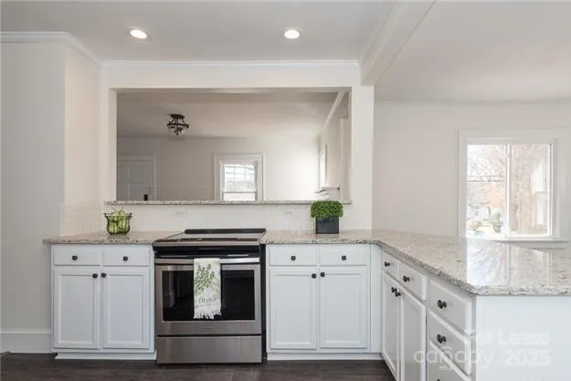 $1,690 | 815 East Front Street, Statesville, NC 28677