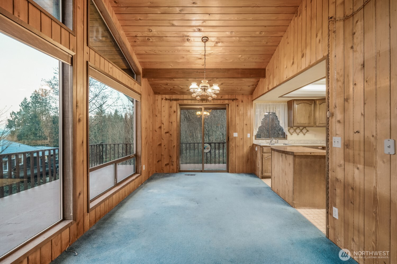 8388 North Pass Road Everson, WA 98247 - Photo 7 of 33 a view of a hallway with an entryway