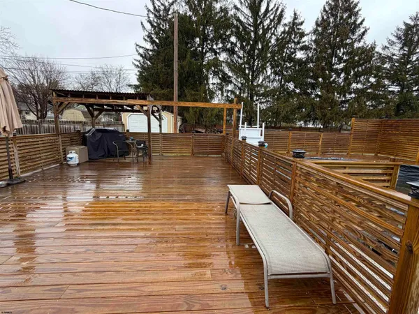 $389,000 | 425 San Francisco Avenue, Egg Harbor City, NJ 08215