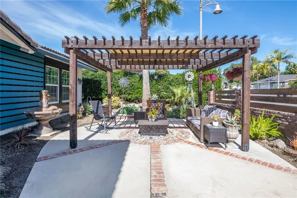 $1,629,999 | 25471 El Picador Lane, Mission Viejo, CA 92691