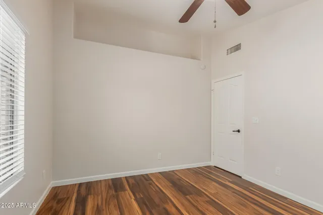 $739,900 | 869 West Emerald Island Drive, Gilbert, AZ 85233