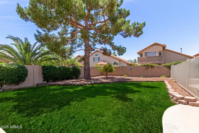 $739,900 | 869 West Emerald Island Drive, Gilbert, AZ 85233