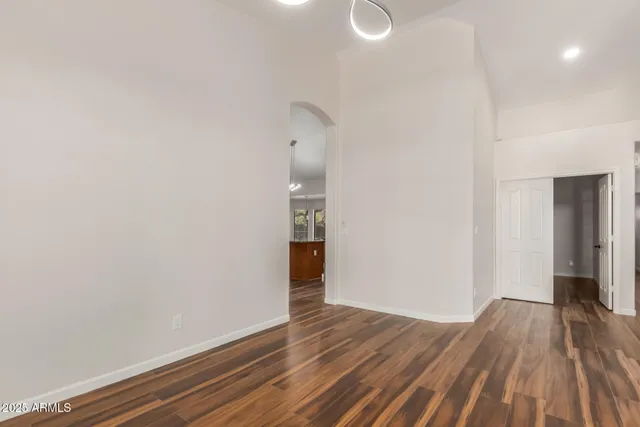 $739,900 | 869 West Emerald Island Drive, Gilbert, AZ 85233