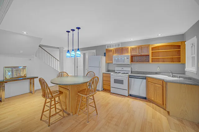 $450,000 | 11985 East South Street, Walkerton, IN 46574