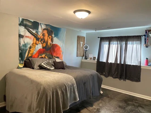 $265,000 | 217 Springlake Drive, Newton, KS 67114