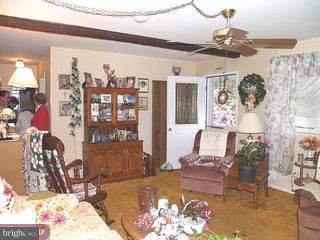 443 West Moyer Road Pottstown, PA 19464 - Photo 3 of 6 Gallery Image 3