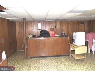443 West Moyer Road Pottstown, PA 19464 - Photo 4 of 6 Gallery Image 4