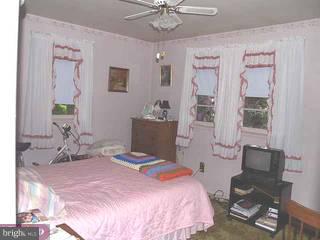 443 West Moyer Road Pottstown, PA 19464 - Photo 5 of 6 Gallery Image 5