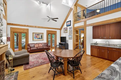 $1,375,000 | 832 Stone Bridge Springs Drive, Wildwood, MO 63005