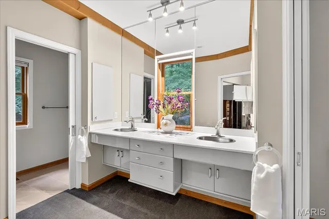 $1,375,000 | 832 Stone Bridge Springs Drive, Wildwood, MO 63005