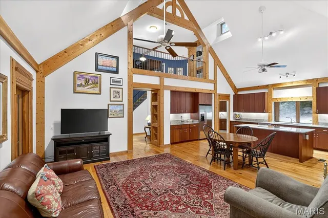 $1,375,000 | 832 Stone Bridge Springs Drive, Wildwood, MO 63005