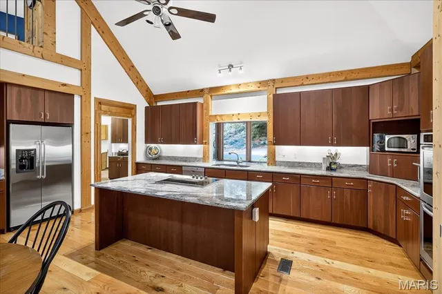 $1,375,000 | 832 Stone Bridge Springs Drive, Wildwood, MO 63005