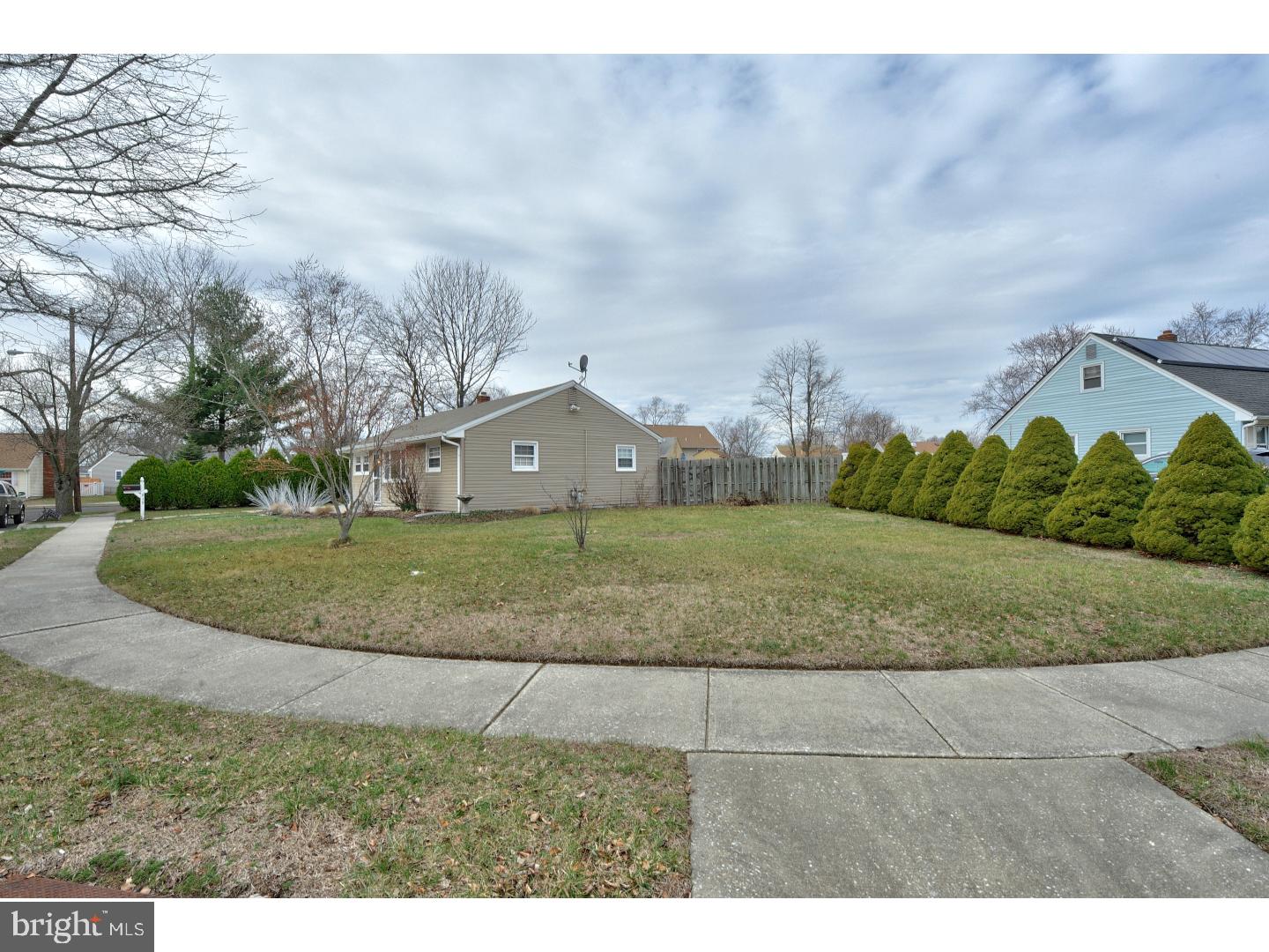 939 Easter Road Burlington, NJ 08016 - Photo 4 of 24 Gallery Image 4