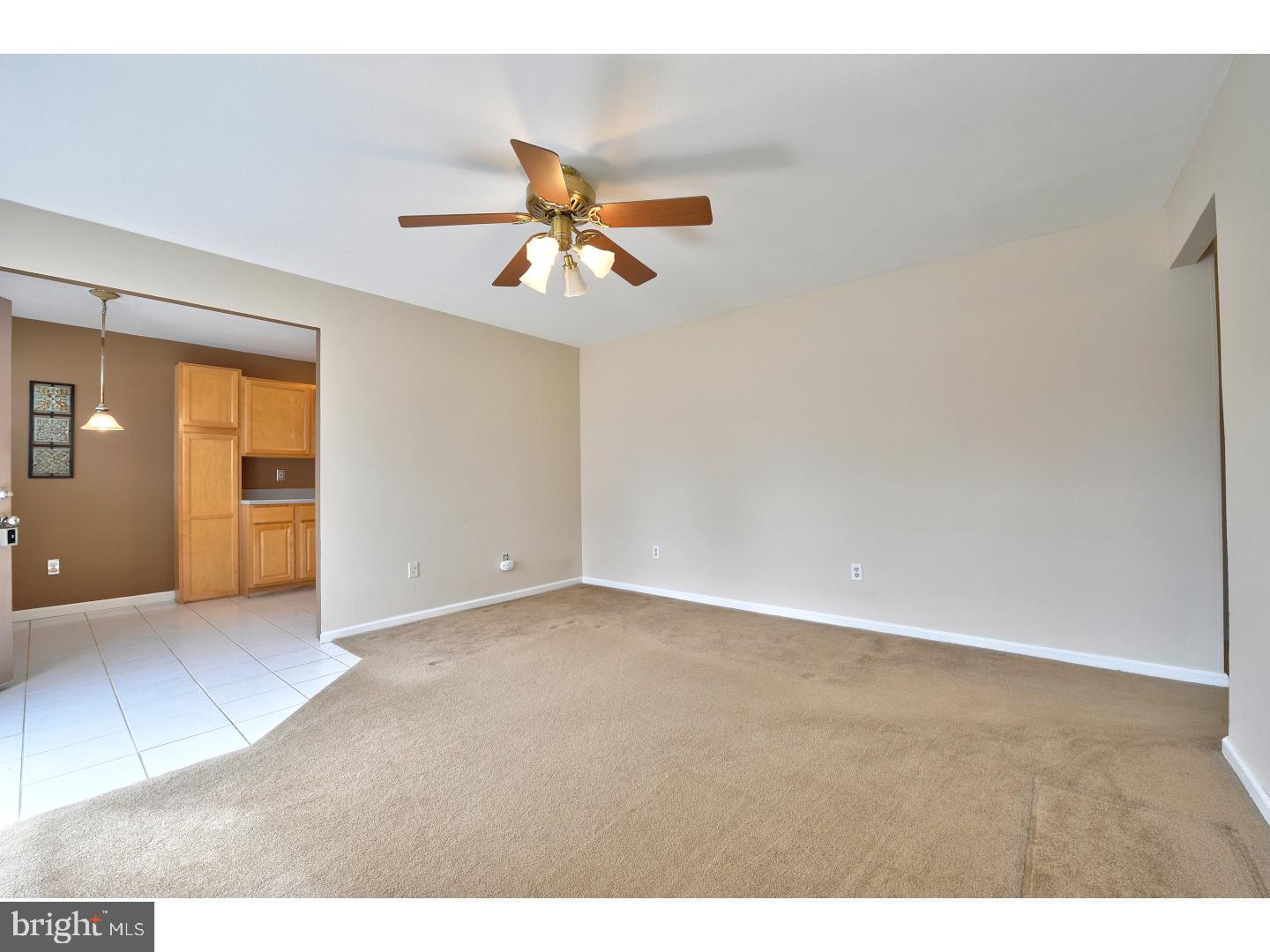 939 Easter Road Burlington, NJ 08016 - Photo 8 of 24 Gallery Image 8