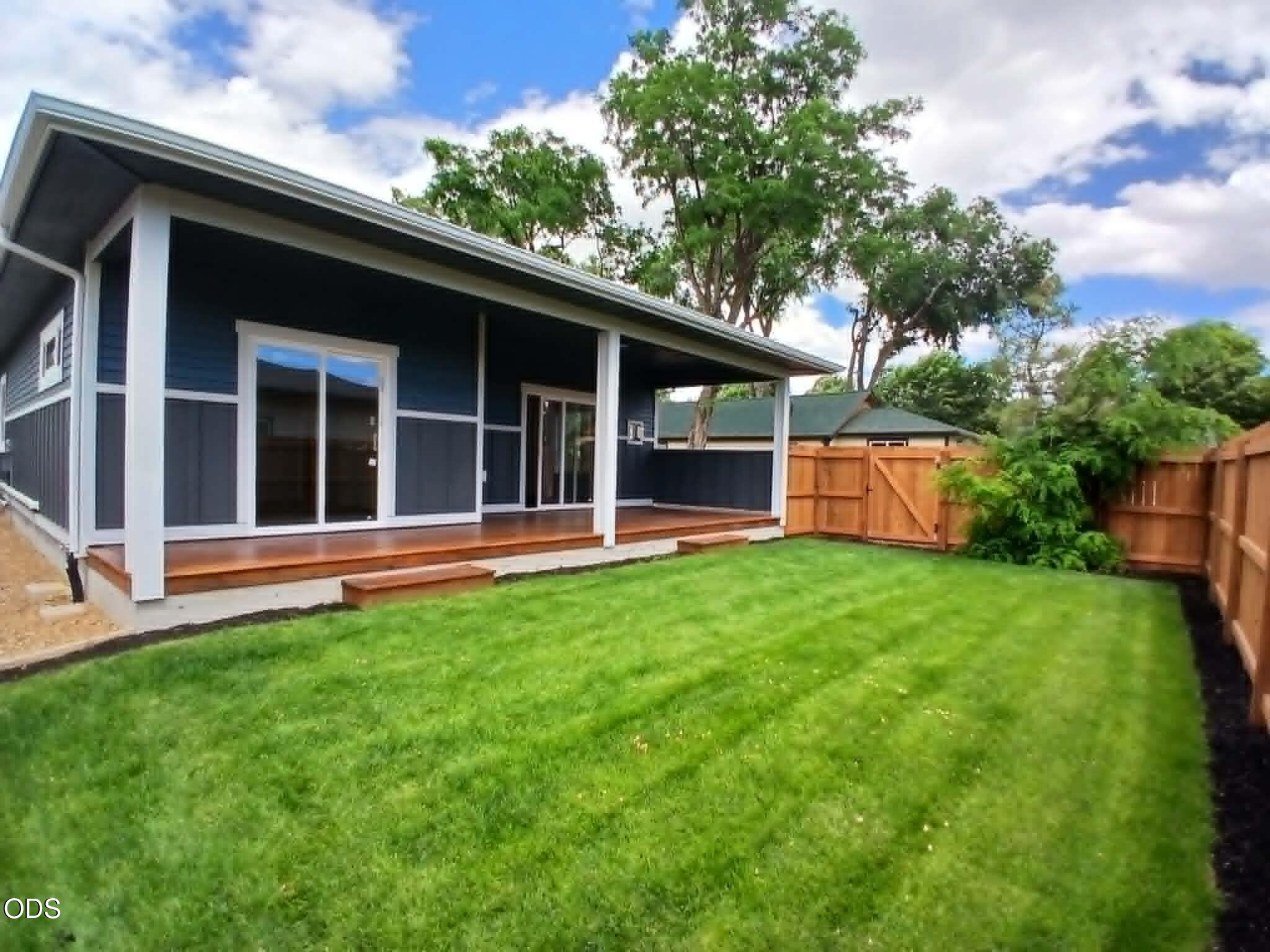 1938 Northeast Laughlin Road Prineville, OR 97754 - Photo 23 of 38