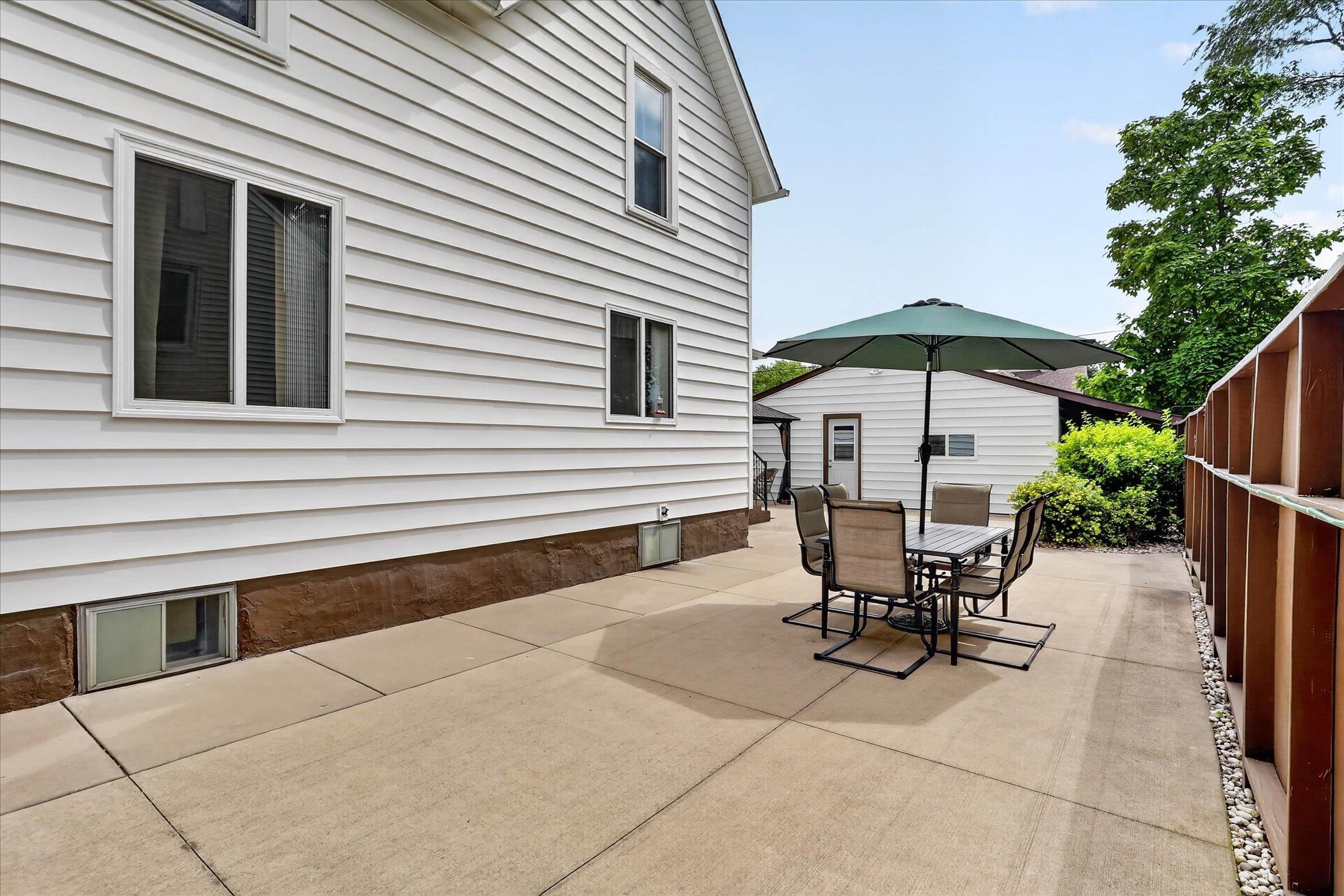 1123 8th Street Beloit, WI 53511 - Photo 58 of 59