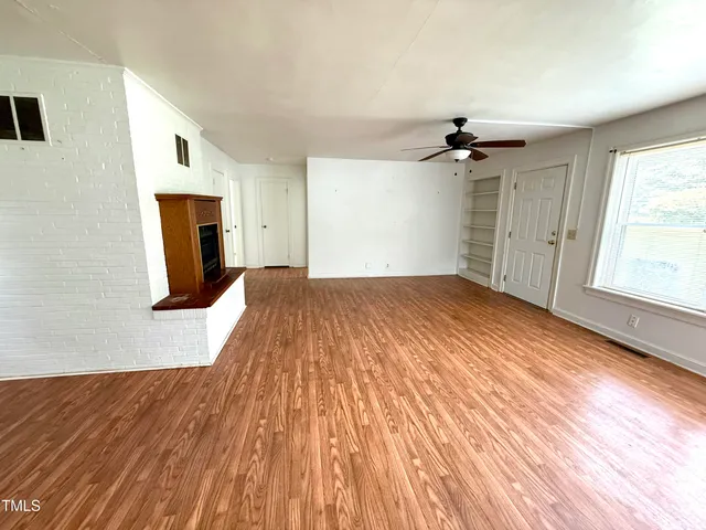 $160,000 | 520 Fayetteville Street, Newton Grove, NC 28366