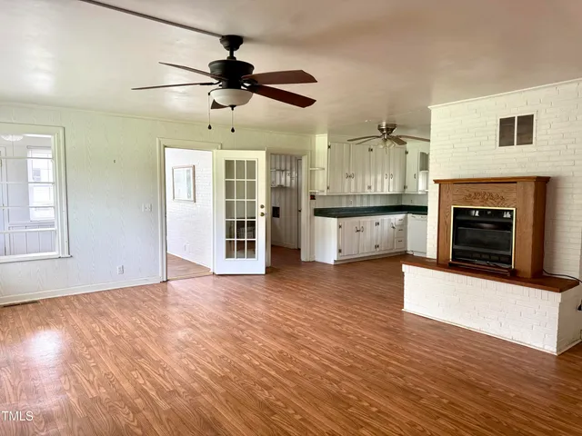 $160,000 | 520 Fayetteville Street, Newton Grove, NC 28366