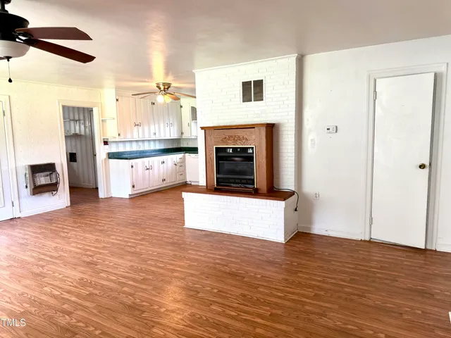 $160,000 | 520 Fayetteville Street, Newton Grove, NC 28366