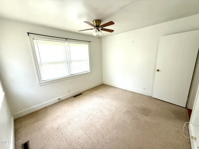 $160,000 | 520 Fayetteville Street, Newton Grove, NC 28366