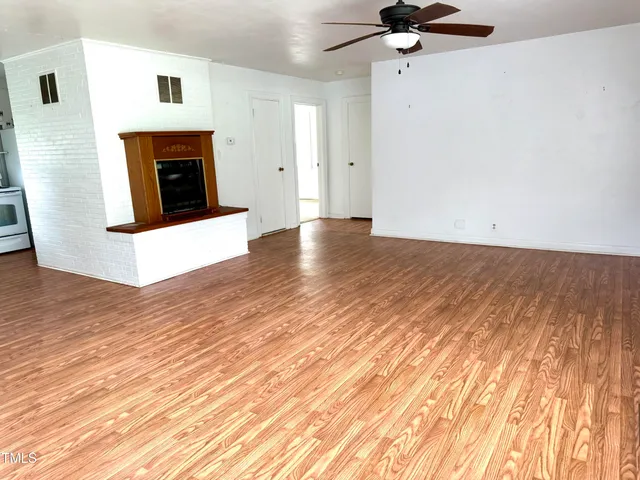 $160,000 | 520 Fayetteville Street, Newton Grove, NC 28366