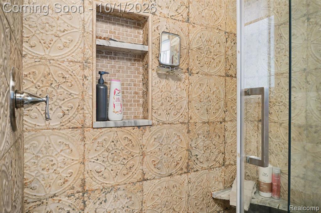 436 Barclay Road Grosse Pointe Farms, MI 48236 - Photo 23 of 30 Gallery Image 23