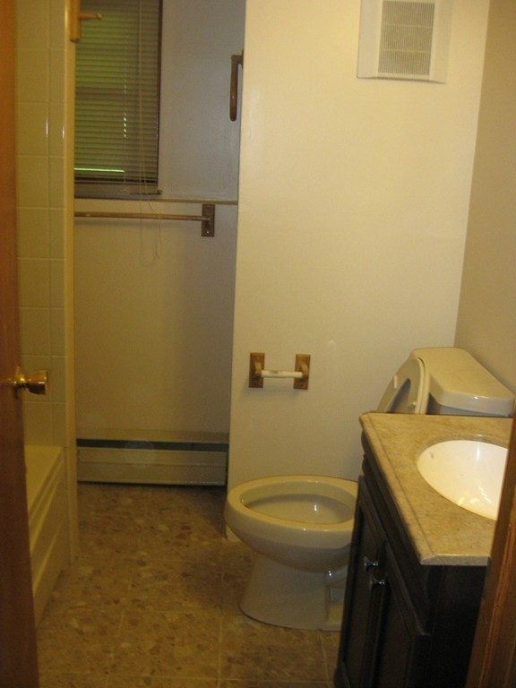 76 Running Brook Road Boston, MA 02132 - Photo 12 of 18 Gallery Image 12