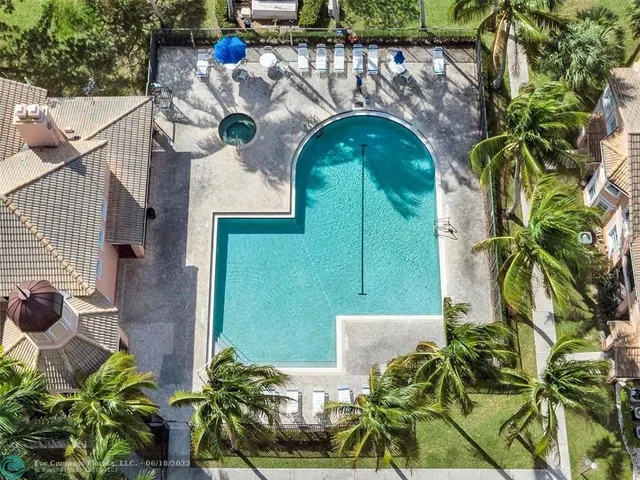 $1,950 | 2109 Belmont Lane, Unit 2109, North Lauderdale, FL 33068