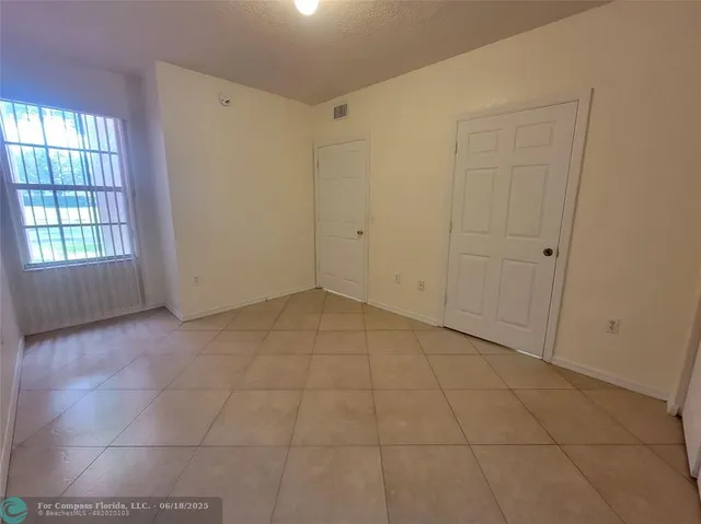 $1,950 | 2109 Belmont Lane, Unit 2109, North Lauderdale, FL 33068