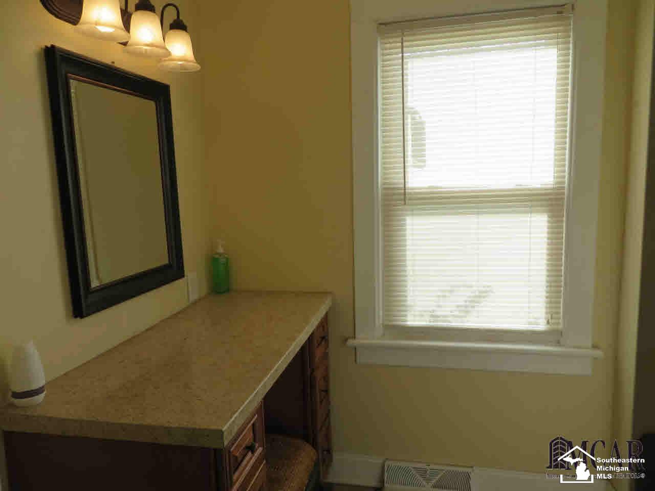 2360 Stewart Road Monroe, MI 48162 - Photo 11 of 28 21285153-10.JPG