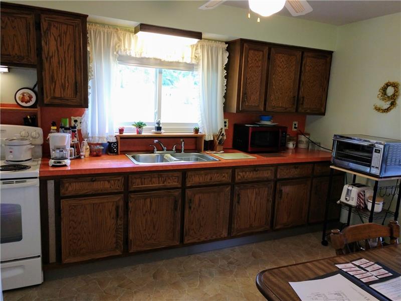 523 Harmony Baptist Road New Castle, PA 16101 - Photo 4 of 18 Gallery Image 4