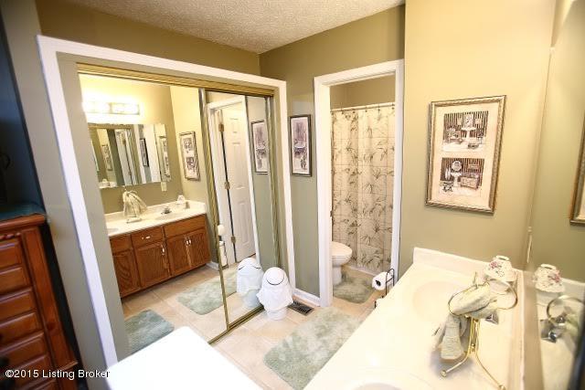 887 Floyds Fork Road Shepherdsville, KY 40165 - Photo 25 of 30 27
