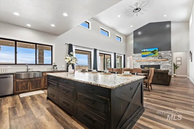 $1,799,900 | 27114 Lower Pleasant Ridge Road, Wilder, ID 83676