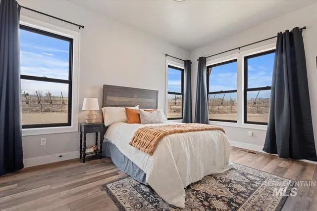 $1,799,900 | 27114 Lower Pleasant Ridge Road, Wilder, ID 83676