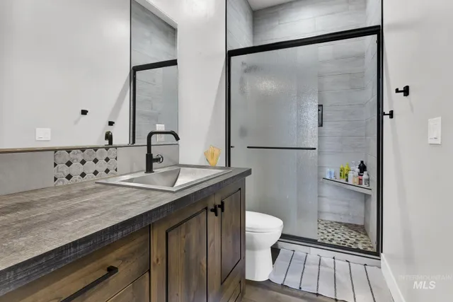 $1,850,000 | 27114 Lower Pleasant Ridge Road, Wilder, ID 83676